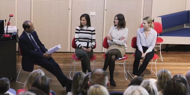 Dr Williams, Juliette Roex, Sylvia Gr