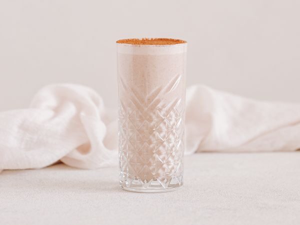 Tahini Date Smoothie