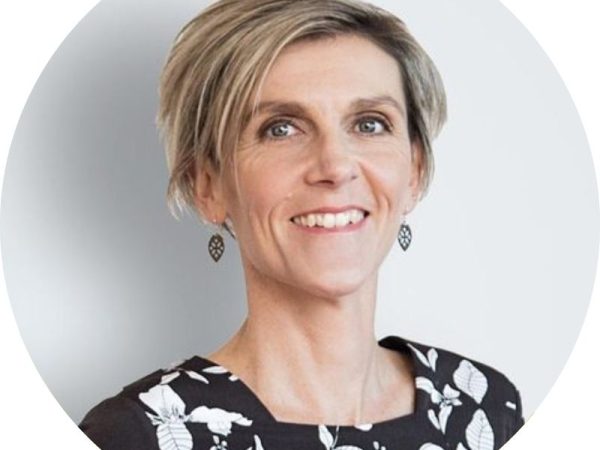 Dr Susan Oldfield
