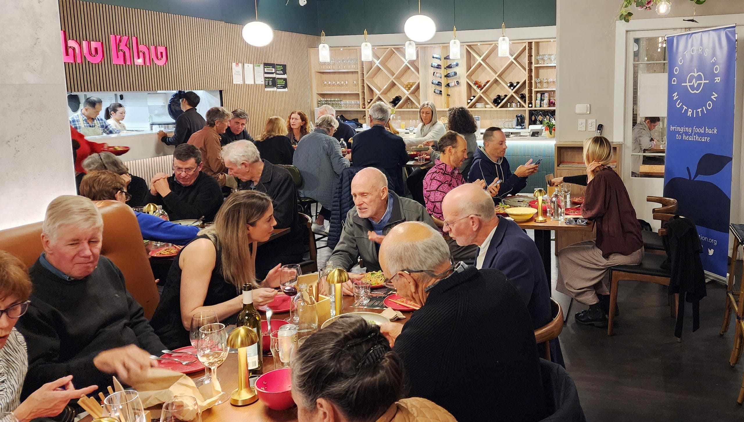 DWAD crowd Dine with a Doc attendees